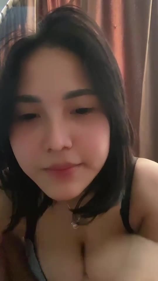 Cybel Selebgram Cantik Pamerin Susu Montok Godain Pascol