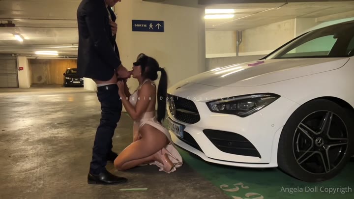 Angela Doll Onlyfans in a public parking Full video HD - Bigassmilf.tv