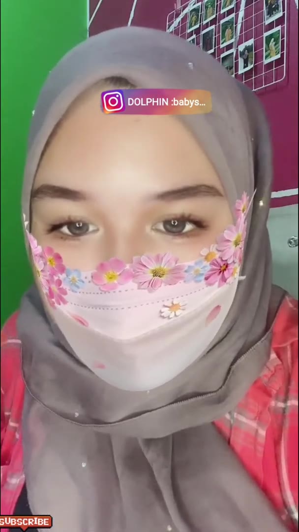 BIGO HOT--tante hijab kelihatan belahanya ????????-- bigolive  jilboobs