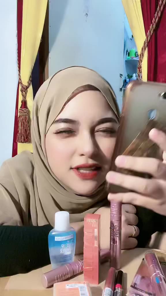 Viral Live Jilbab Hitam