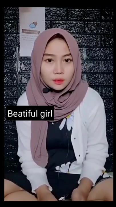 BUNDA HIJAB CANTIK NYA LUAR DALEM  JANGAN LUPA DI SUBSCRIBE