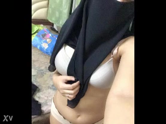 Skandal Mesum Jilbab Karyawan Cmbg