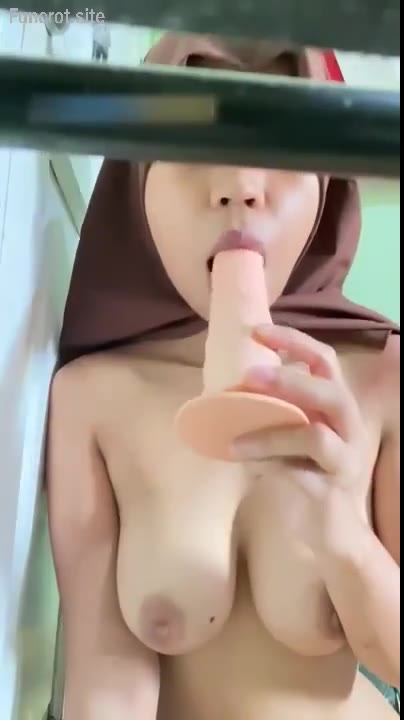 Abg SMA Sange Pamer Body Mulus 3 Bokep Indo Hijab Jilbab Viral - DoodStream