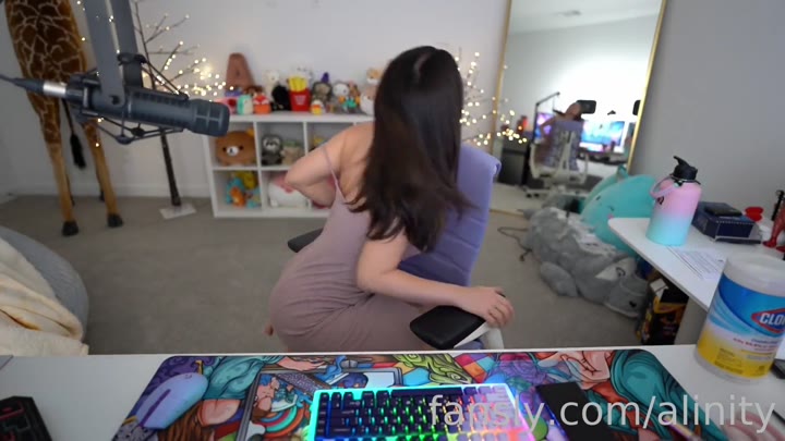 Alinity Fansly Chair Strip Livestream Video Leaked