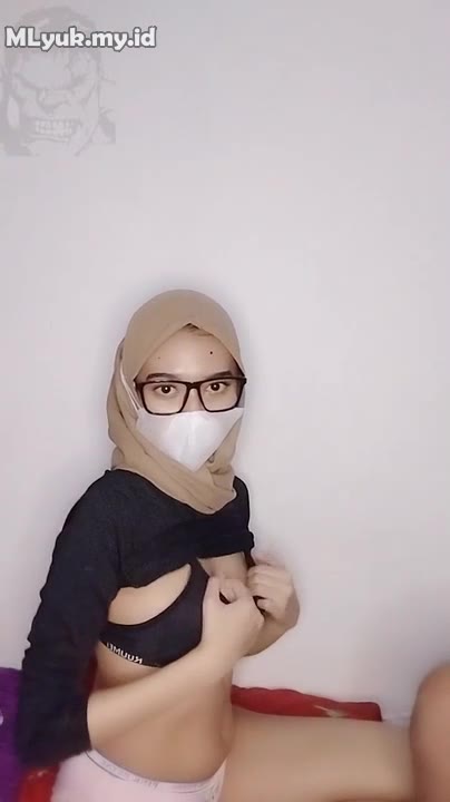 Ngewe Mahasiswi Hijaber Dikosan