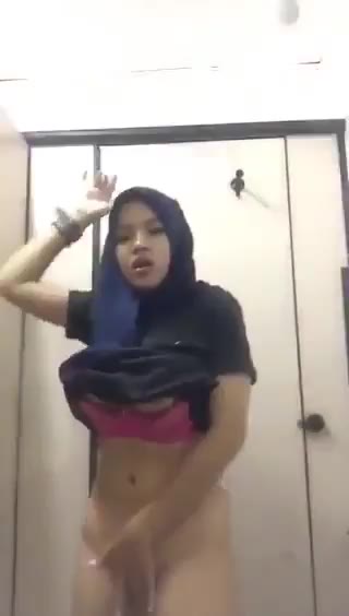   Skandal Hijabers Sange Di Kantor Part 3   Kamar    Simontok