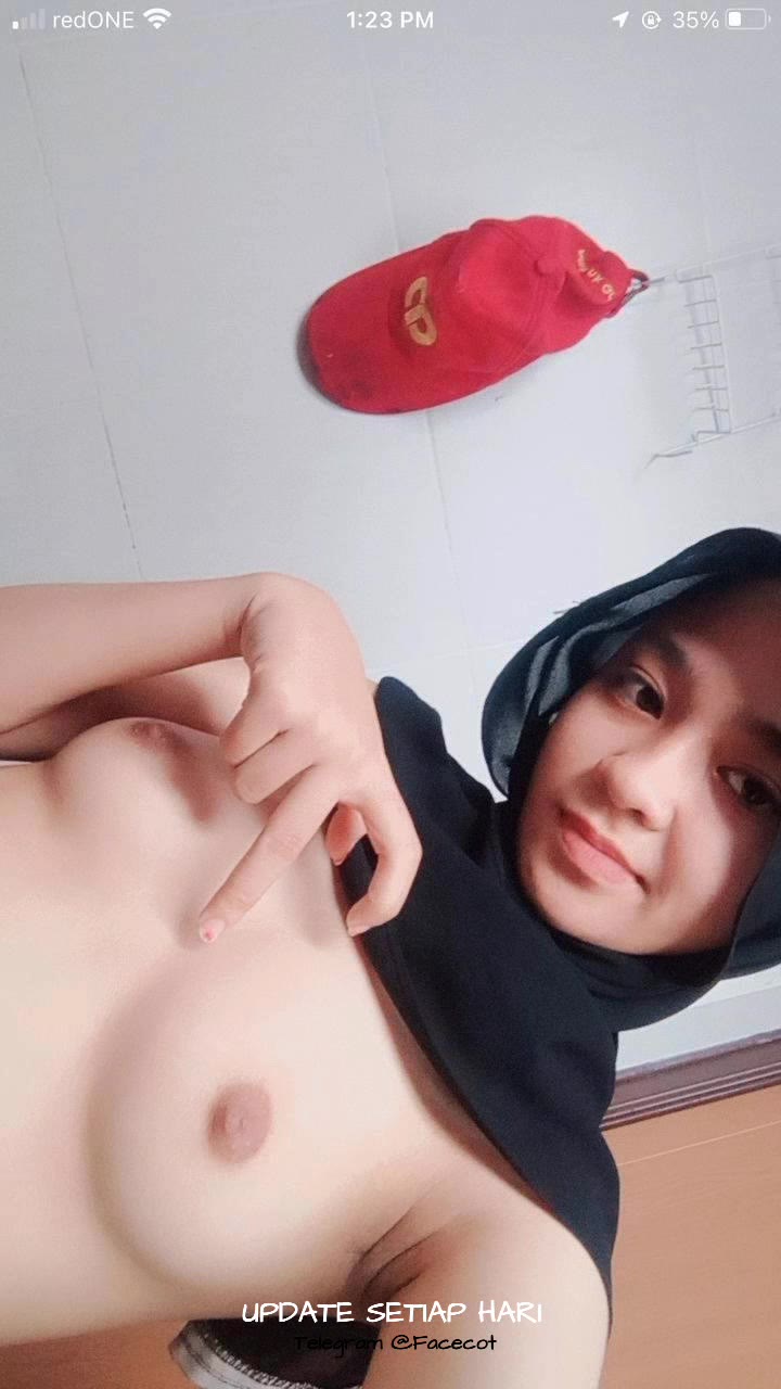 Qila Jilbab Abg Streaming Facecrot 2