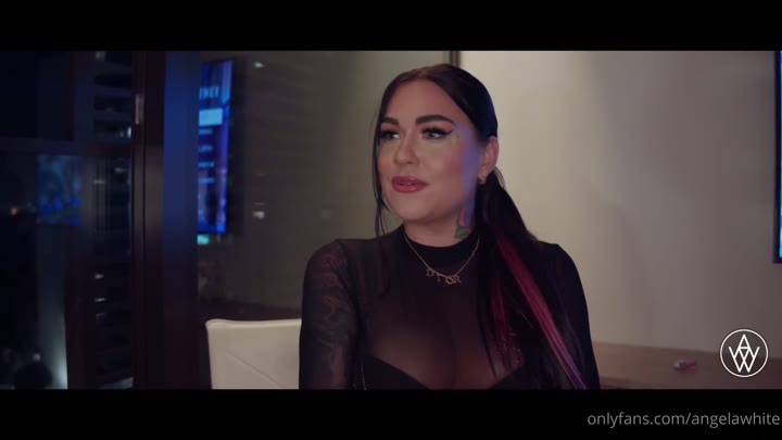 Angela White - 85058201 - Onlyfans - Karmen Karma - Bigassmilf.tv