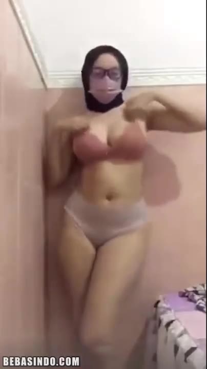 Bokep Indo Hijab Toket Bulat Bugil Binal - BOKEPSIN COM