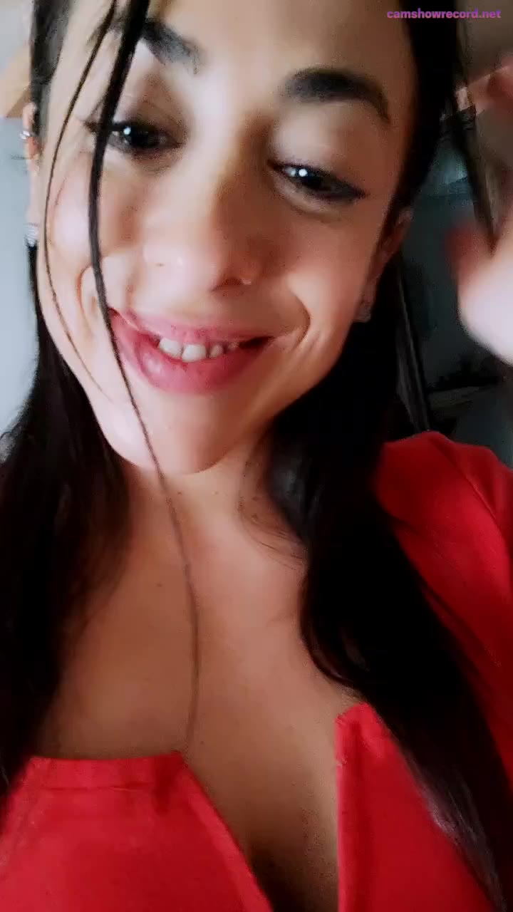 Meganfoxyar 1