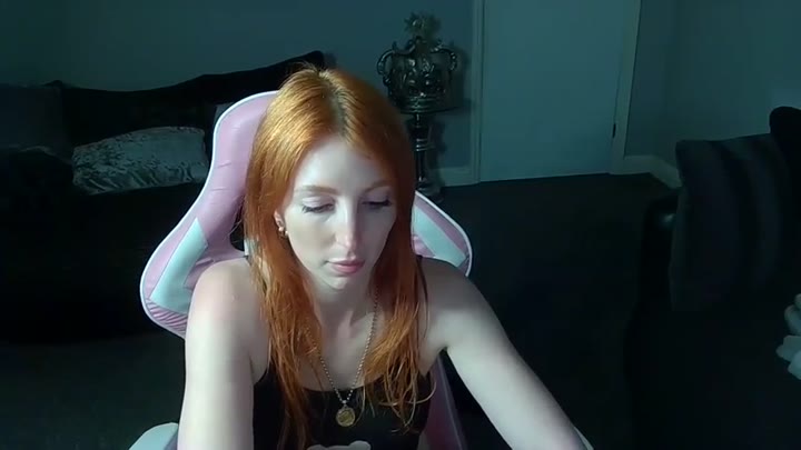 Red_firesquirt 1