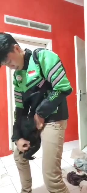 Bokep Viral Kang Ojol Ngewe Sama Ayam Hidup