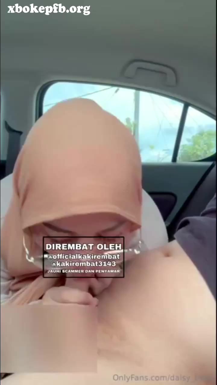 Bokep Hijabers Daisy Bae Ngentot Dimobil