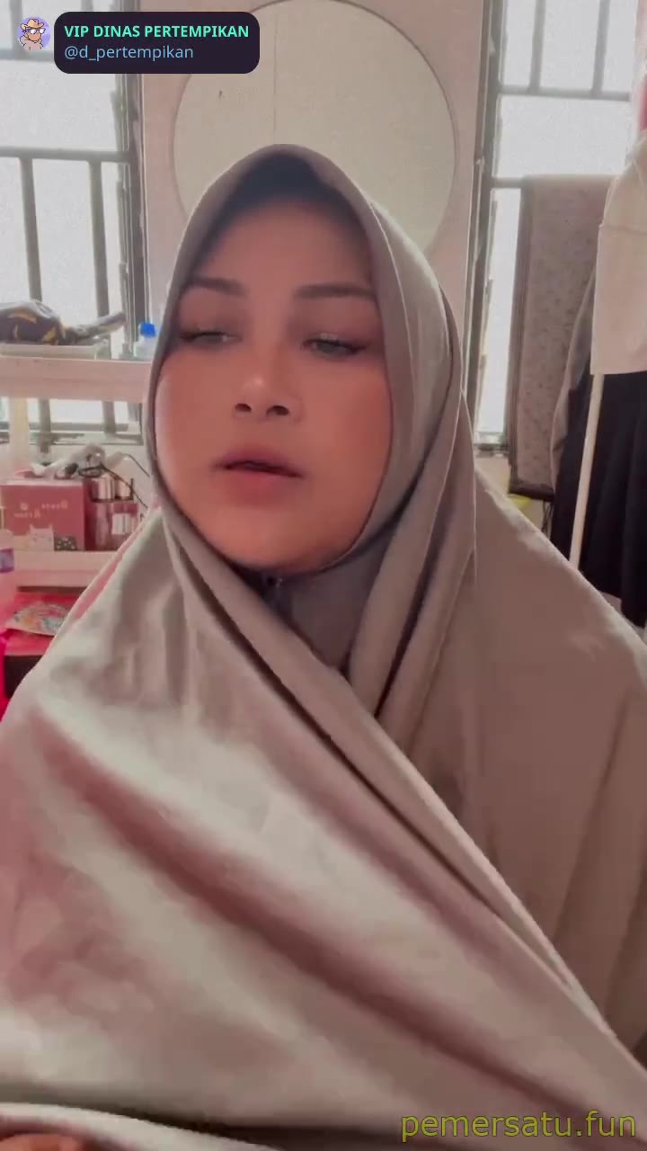 P143 Hijab Tobrut Sange Omek Sepong Ngewe 143