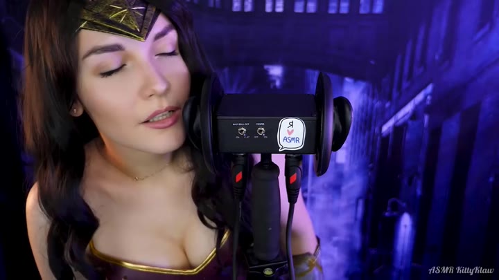 KittyKlaw ASMR Wonder Woman Licking Video Leaked