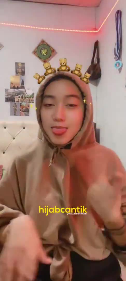 MAIN PISANG HIJAB CANTIK 2022 BIGO LIVE HIJAB