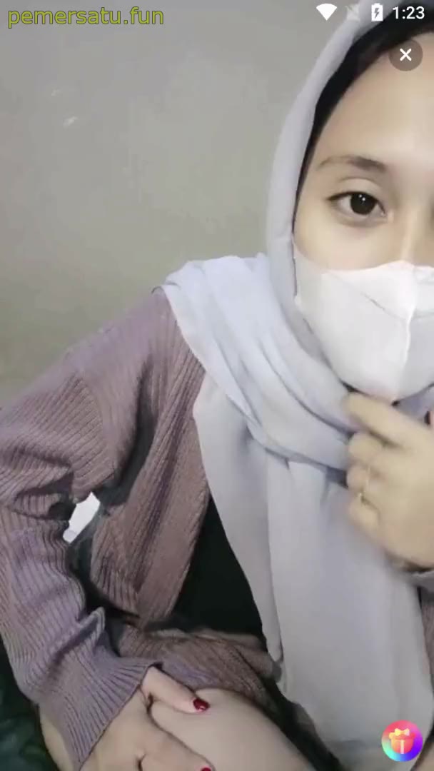 hijab sange pakai jilbab enak omek - DoodStream