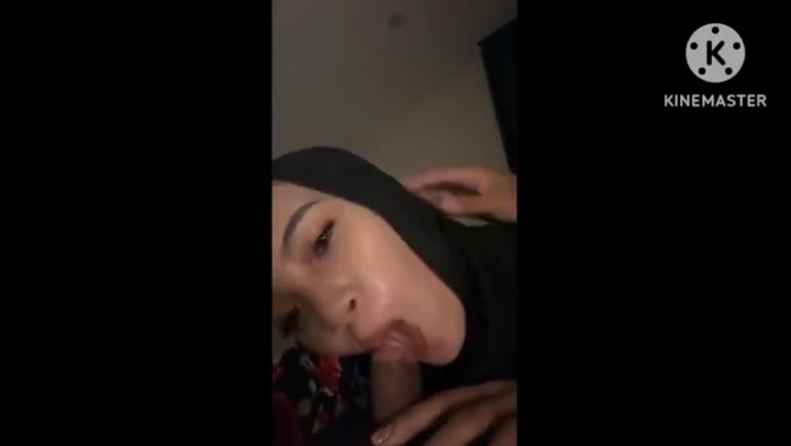 Video Bokep Hijab Ngemut Kontol Sepong Terus Sampai Crot   Dood Fan