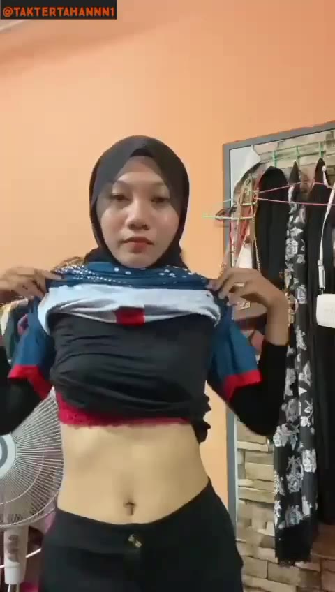 Jilbab Hitam Sange Lyodra Pesan