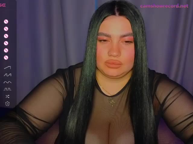 Nikki_Kardashian 1