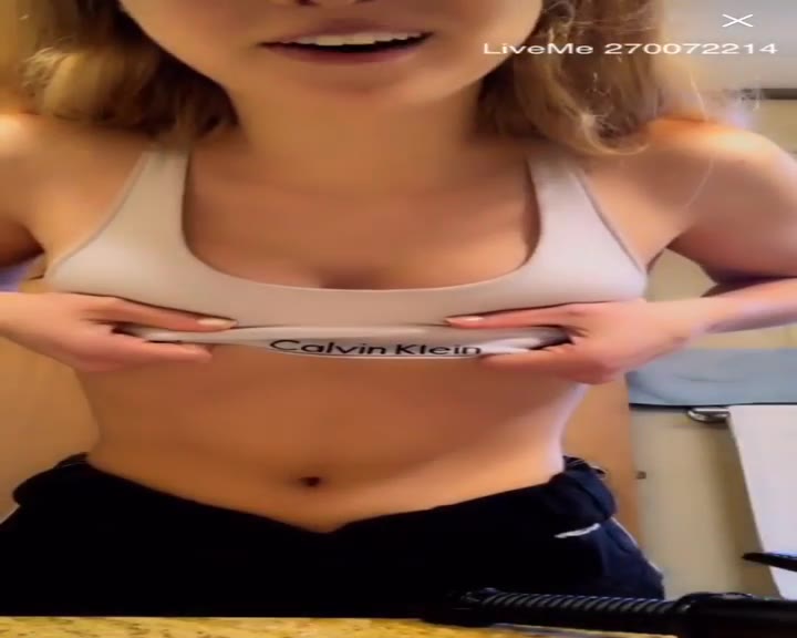 Cute Teen Showing Her Small Boobs On Liveme