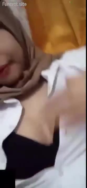 Abg Ukhti SMA Pamer Susu Pilin Uting Bokep Indo Hijab Viral