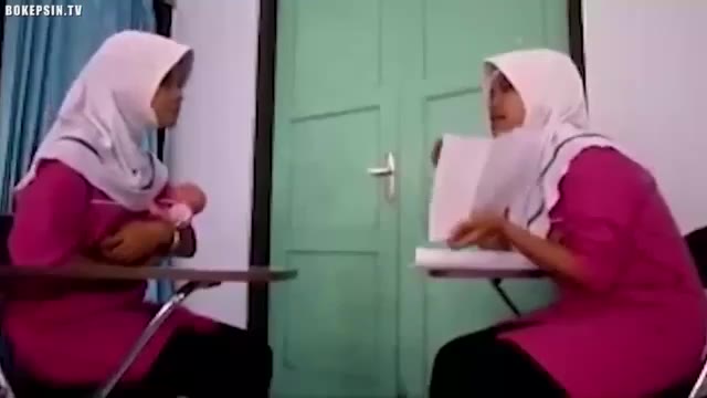 Mahasiswa Kebidanan Praktek Menyusui   Esemah Ayamkampus Remastetek Nyusu Paizuri Hijab Jilbab Harem Funny Bokepsin