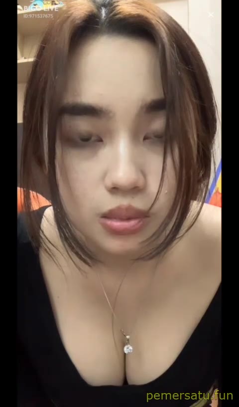 P30 Keyshit Cantik Mulus Sange Suka Colmek Crot 30