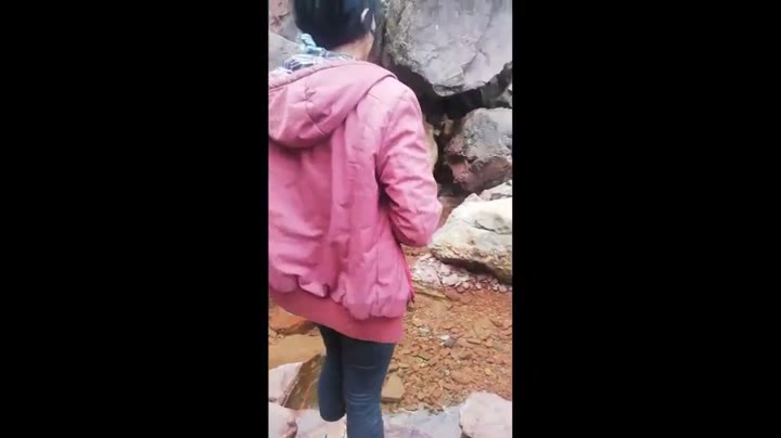 Video Bokep Bercinta Di Sungai  Dood Bar