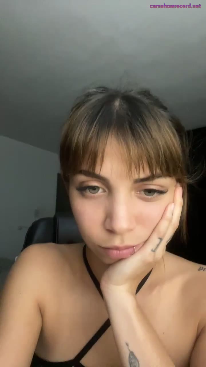 Webcam Model Maggiegray Videos