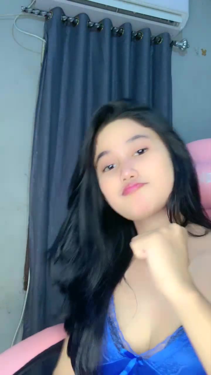 Miss Vivie Makin Cantik Aja