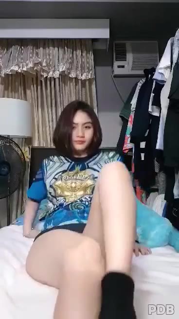 Cewek Aremanita Sange Colmek Di Kamar