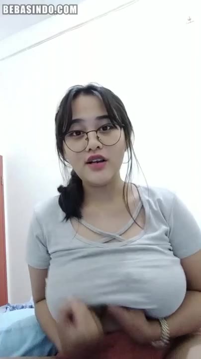 Video Bokep Acha Terbaru Susu Bulat Gede 3