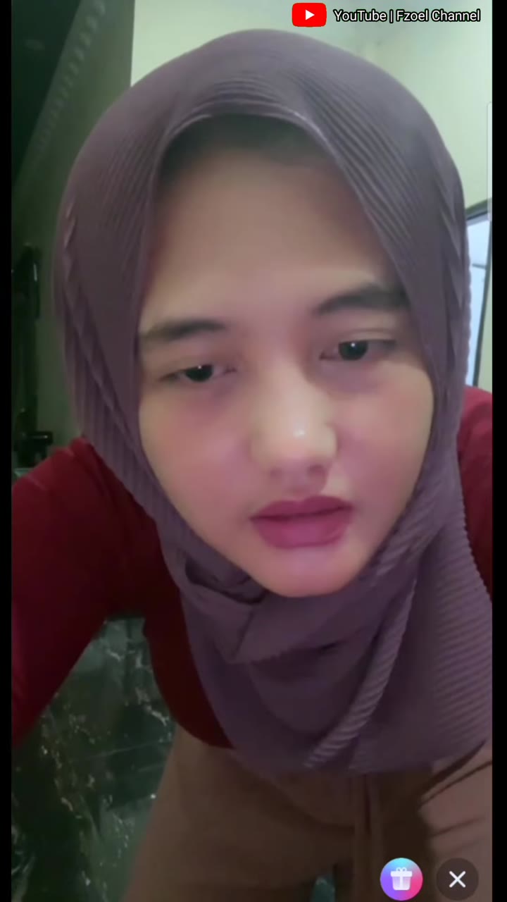 style hijab simpel cantik ala ibu muda