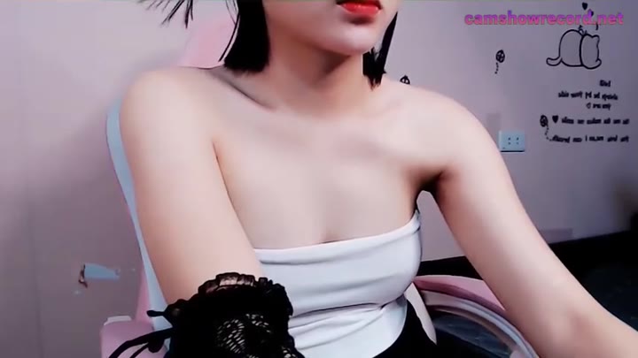 Webcam Model phuong-anh1709 Videos