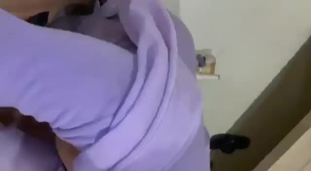 Video Bokep Ibu Guru Sepong Kontol Kamar