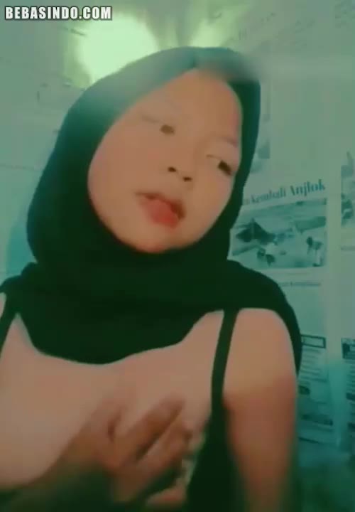 4194  Indo Hijab Bocil Abg Cantik Remas Toket