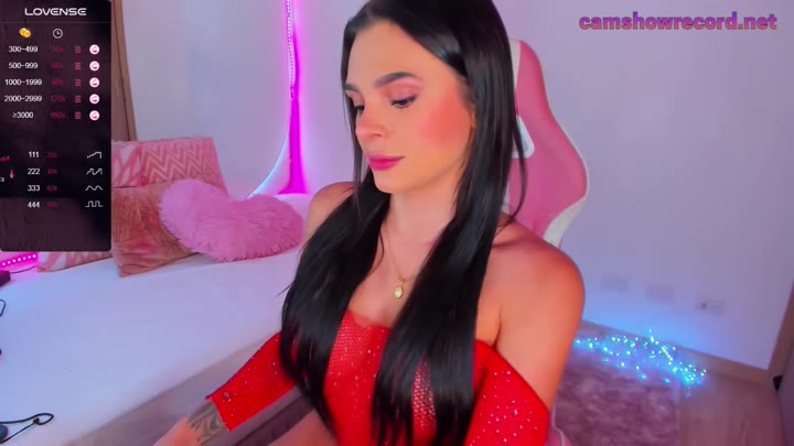 Webcam Model Carolalen Videos