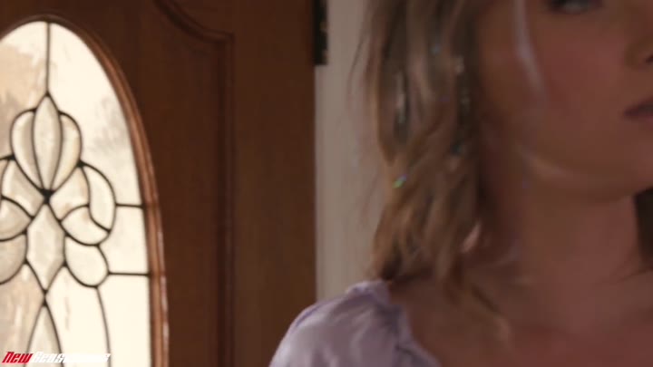 Babysitter Macy Meadows Sucks It Better Than His Wife
