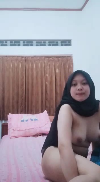 Ang Kerudung Hitam Colmek Pake Rexona