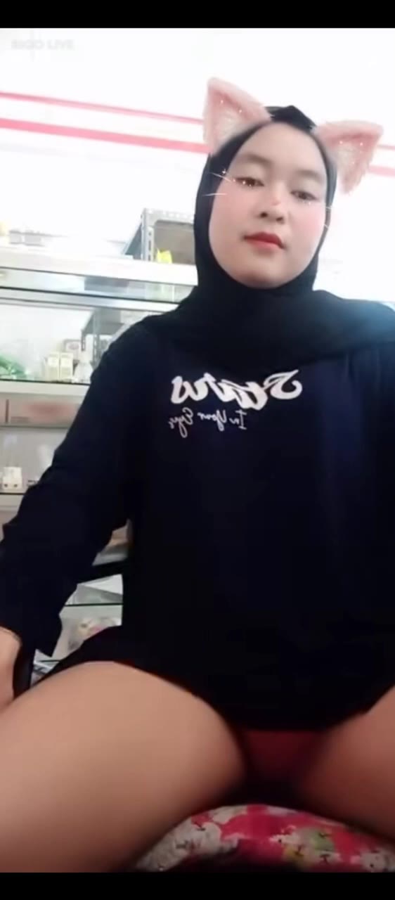 Ukhty Jilbab Hitam Nakal Lepas CD Ebot Show Memek Ahh - DoodStream