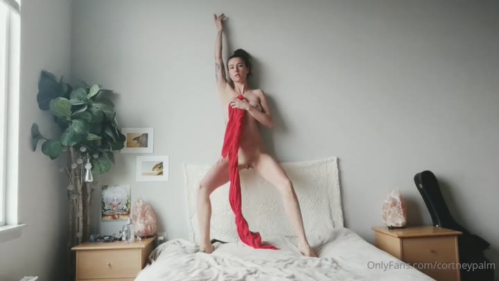 Cortney Palm Nude Lady in Red Video Leaked