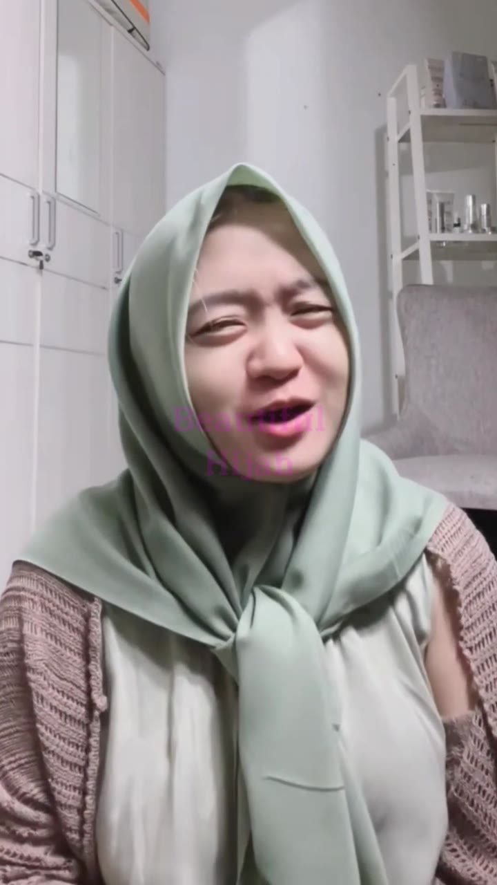 428 New Asian Beautiful Hijab Style Mom Biti terbaru outfit simple cantik banget