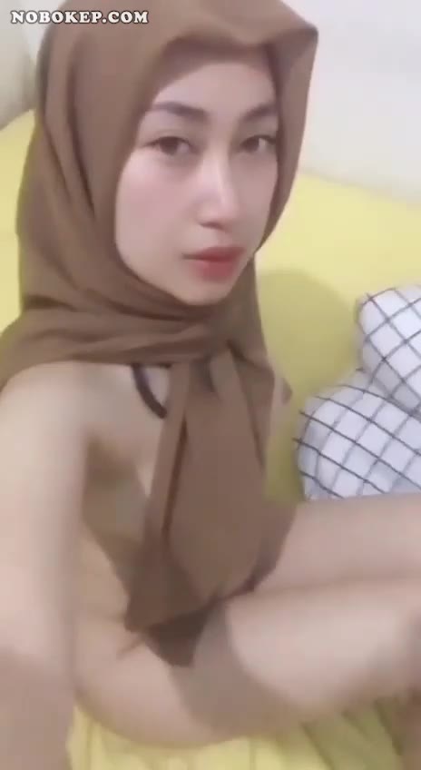 Bokep Indo Hijab Tasya Seleb Bandung Video 03