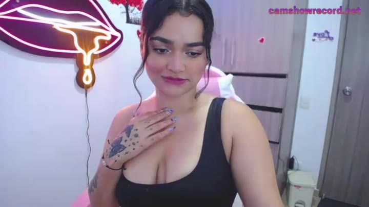 Webcam Model aria_baby1 Videos