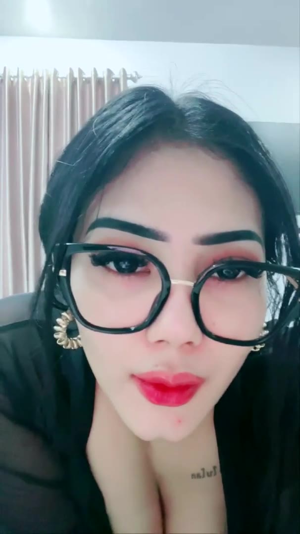 Sandra Cantik Ebot Binal Menggoda Id 81869430 Mangolive