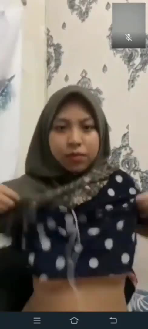 Bokep indo vcs sama pacar hijab suruh colmek