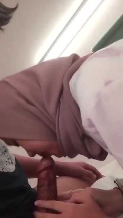 JILBAB BARU BELAJAR NYEPONG - PoopHD