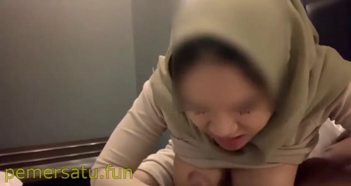 Sepong Entot Hijab Mulus Rpm Tinggi Biar Puas