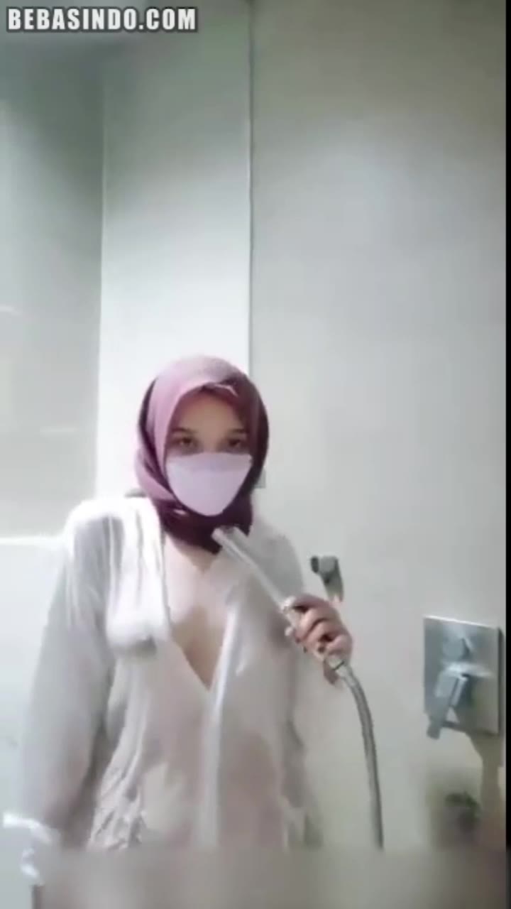 Bokep Indo Hijab Camilla Basah Basahan